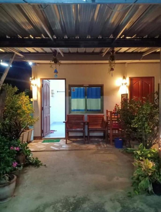 Apartamento Yaijaew House Sukhothai Exterior foto